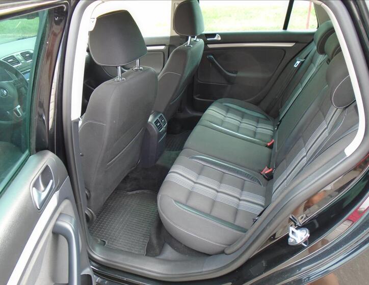 Volkswagen Golf 12