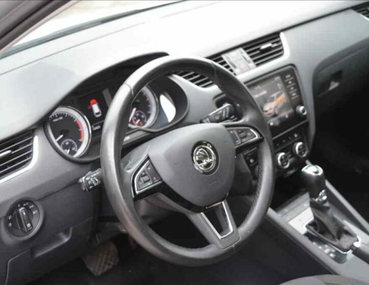 Škoda Octavia 9