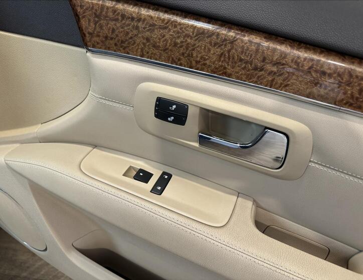 Cadillac SRX 22