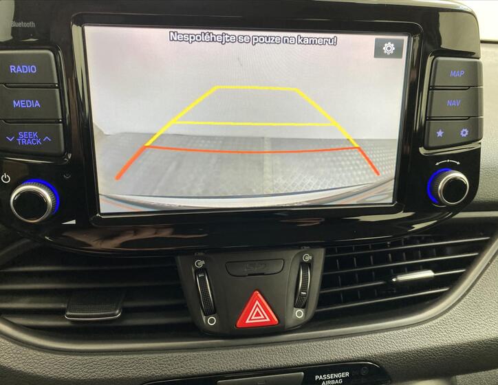 Hyundai i30 16
