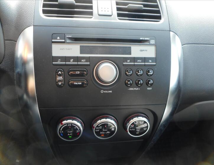 Suzuki SX4 12