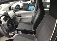 Volkswagen up! 7