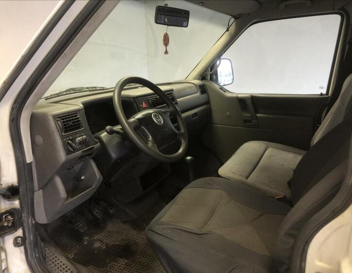 Volkswagen Transporter 9