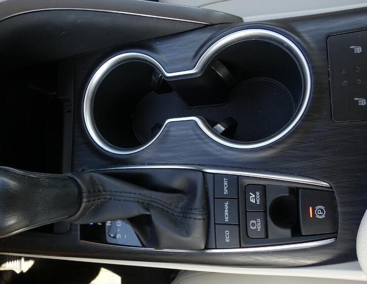 Toyota Camry 18
