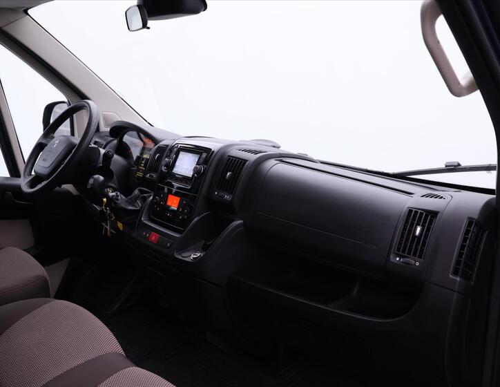 Peugeot Boxer 25