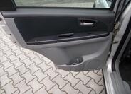 Suzuki SX4 16