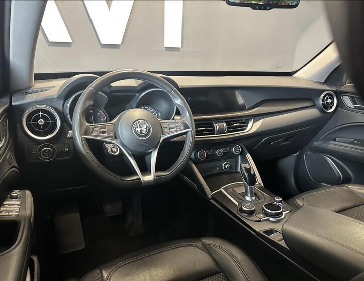 Alfa Romeo Stelvio 27