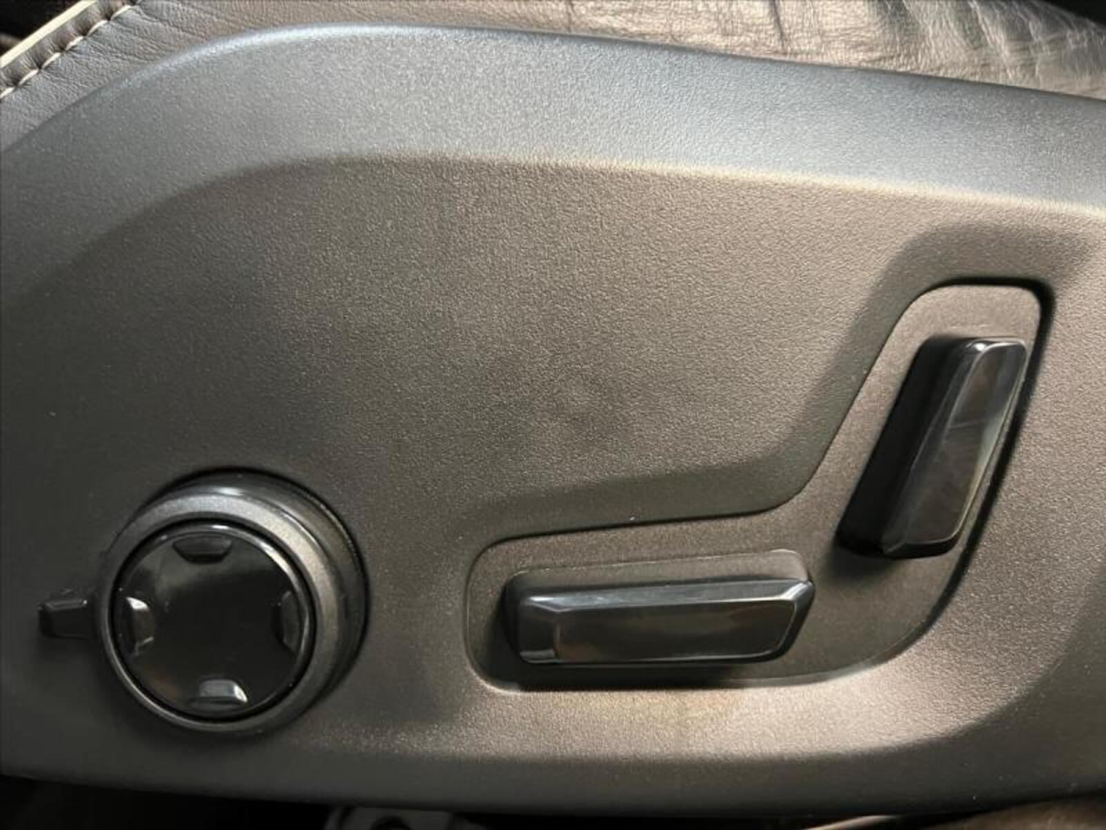 Volvo XC90 26