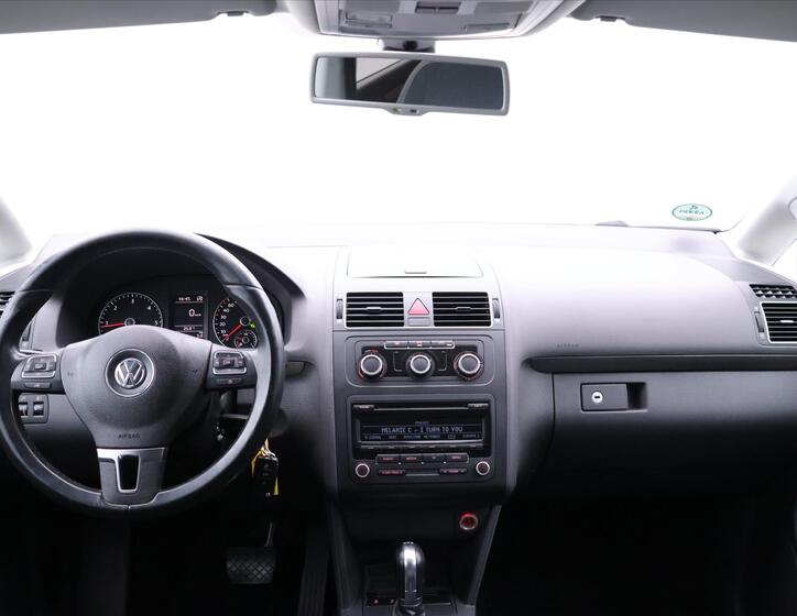Volkswagen Touran 28