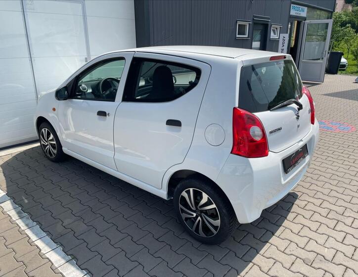 Suzuki Alto 6