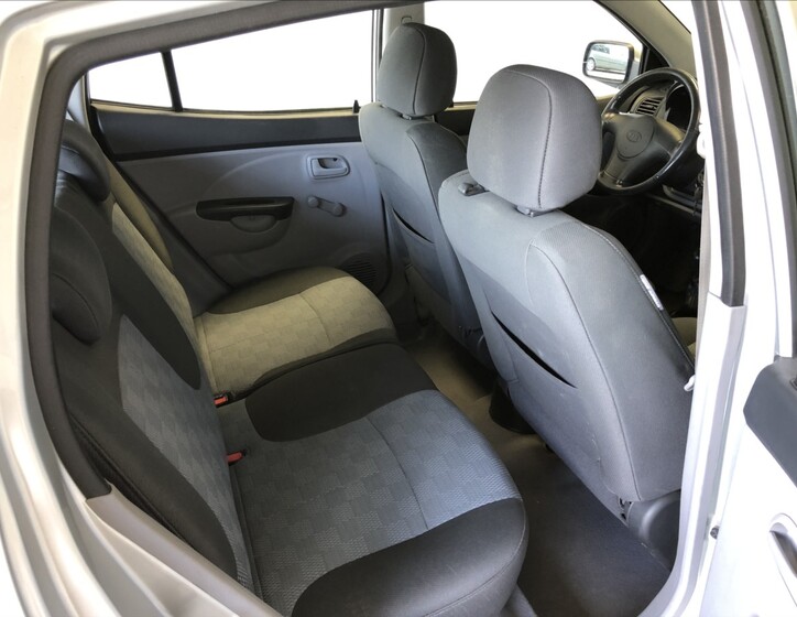 KIA Picanto 11