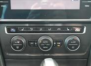 Volkswagen Golf 20