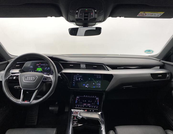 Audi e-tron 9