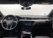 Audi e-tron 9