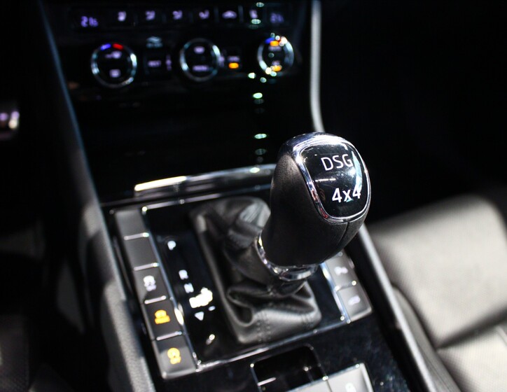 Škoda Superb 11
