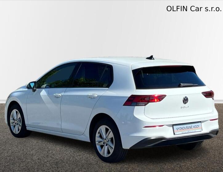 Volkswagen Golf 9