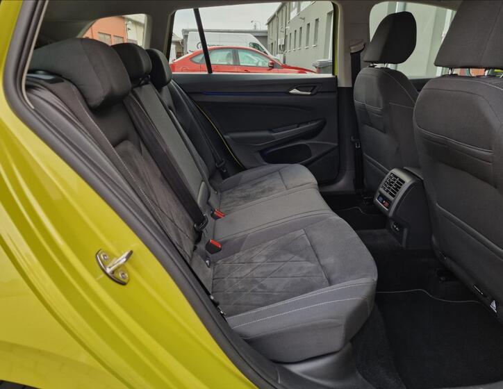 Volkswagen Golf 15