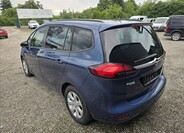 Opel Zafira 6