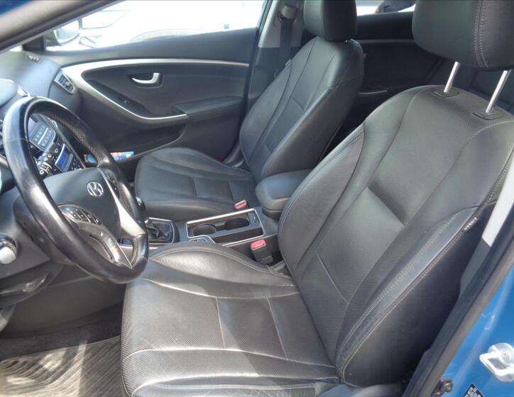 Hyundai i30 10