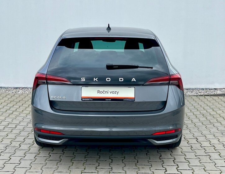 Škoda Scala 10