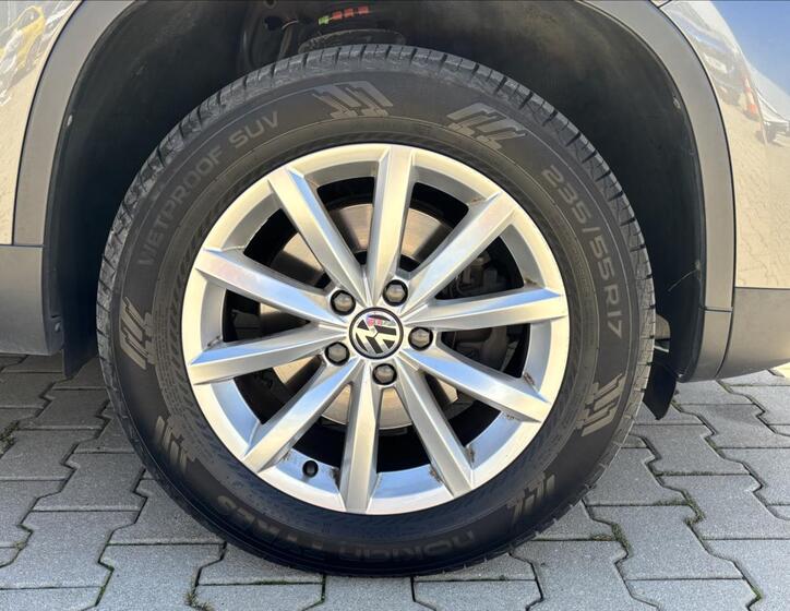Volkswagen Tiguan 10