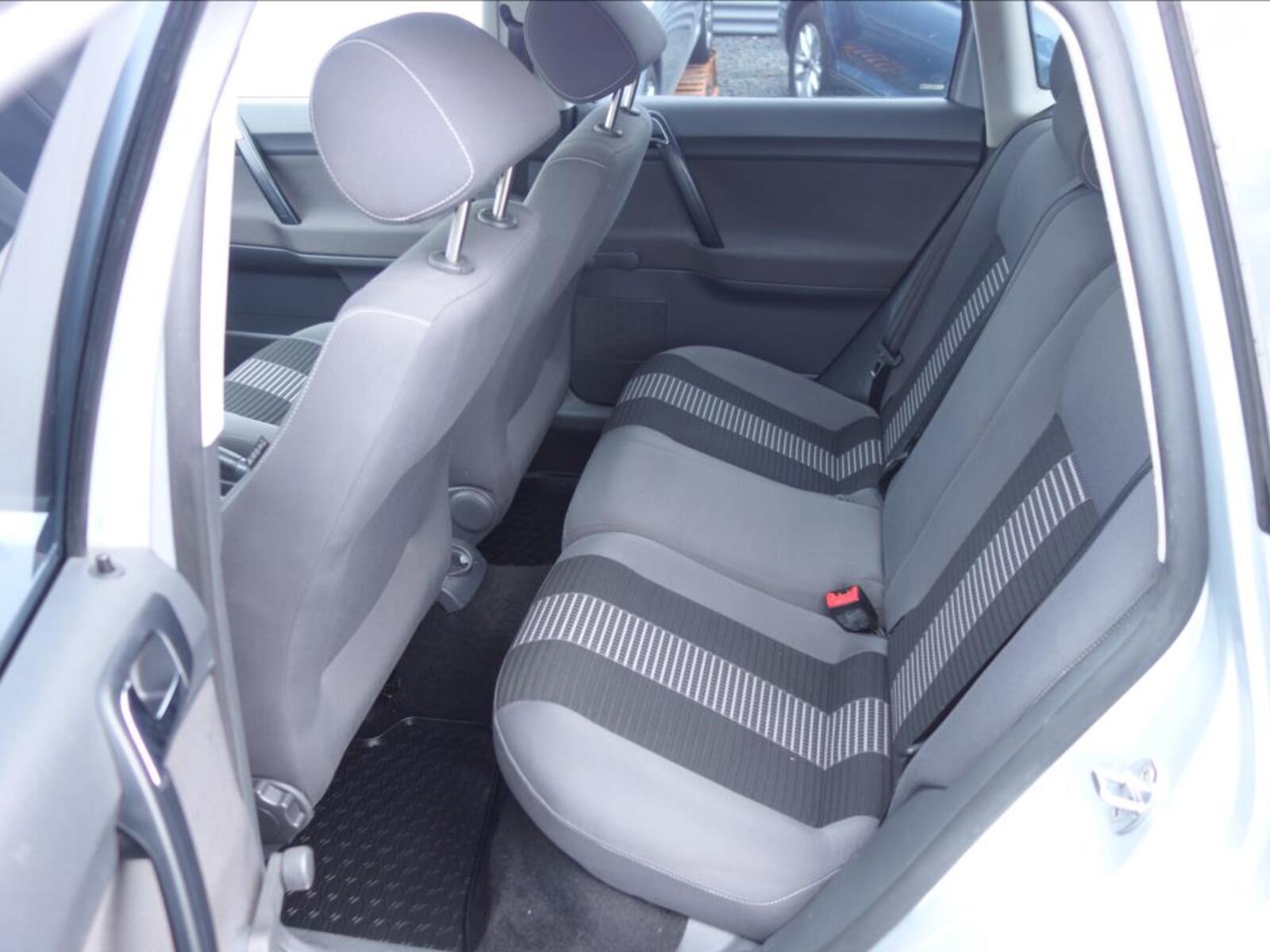 Volkswagen Polo 15