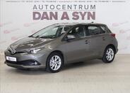 Toyota Auris 1