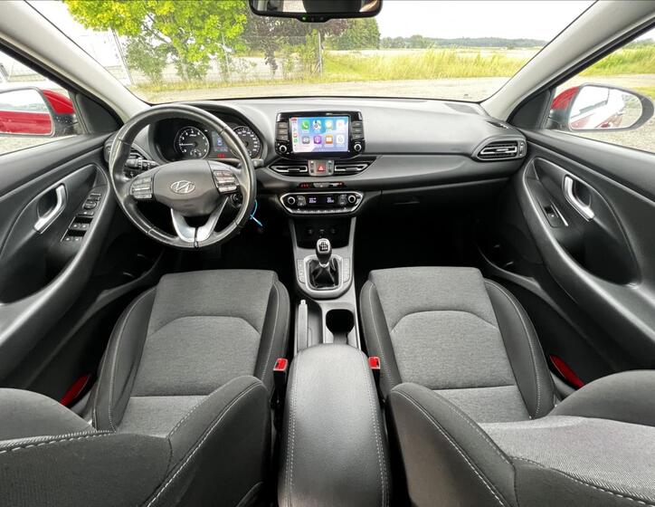 Hyundai i30 20