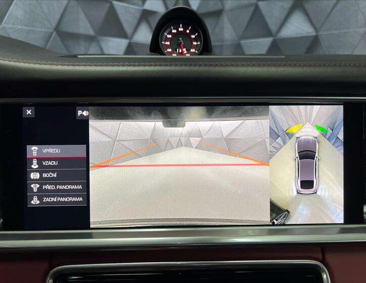 Porsche Panamera 16