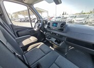 Mercedes-Benz Sprinter 8