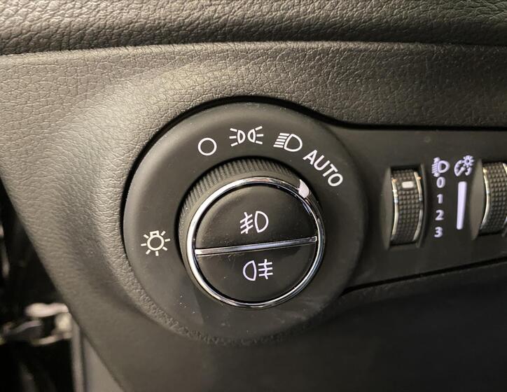 Jeep Compass 12