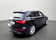 Audi SQ5 4