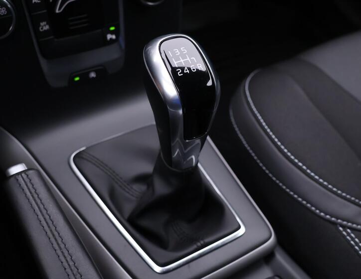 Volvo V40 28