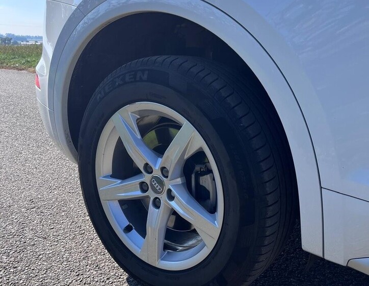 Audi Q5 11
