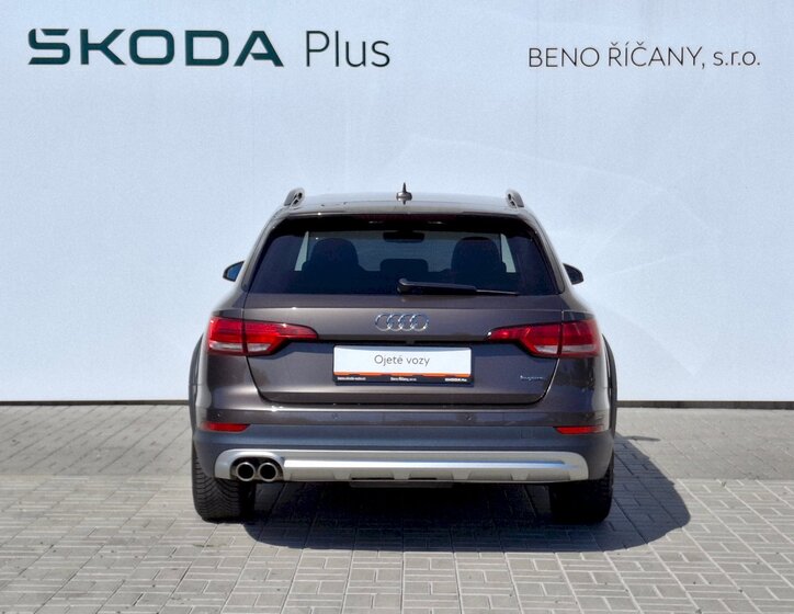 Audi A4 Allroad 19