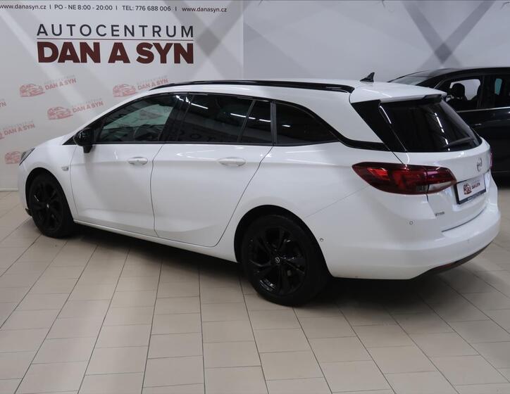 Opel Astra 6
