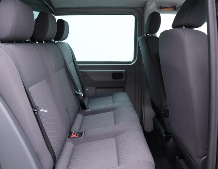 Volkswagen Transporter 15