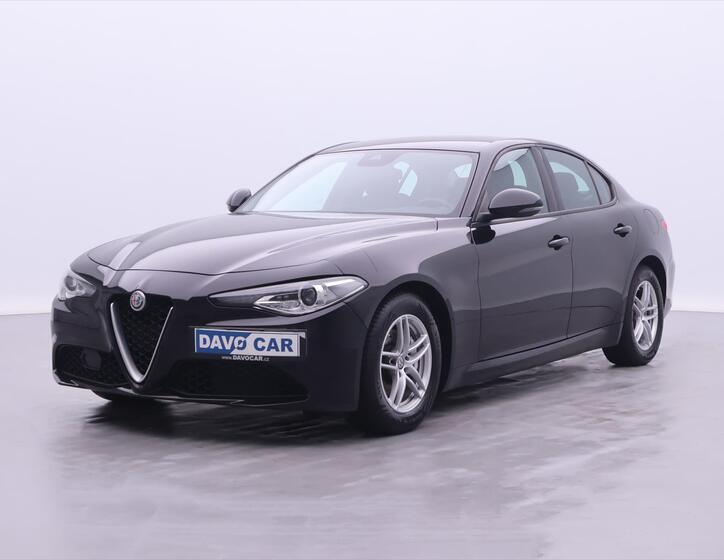 Alfa Romeo Giulia 3