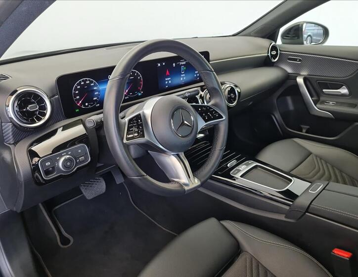 Mercedes-Benz Třídy A 9