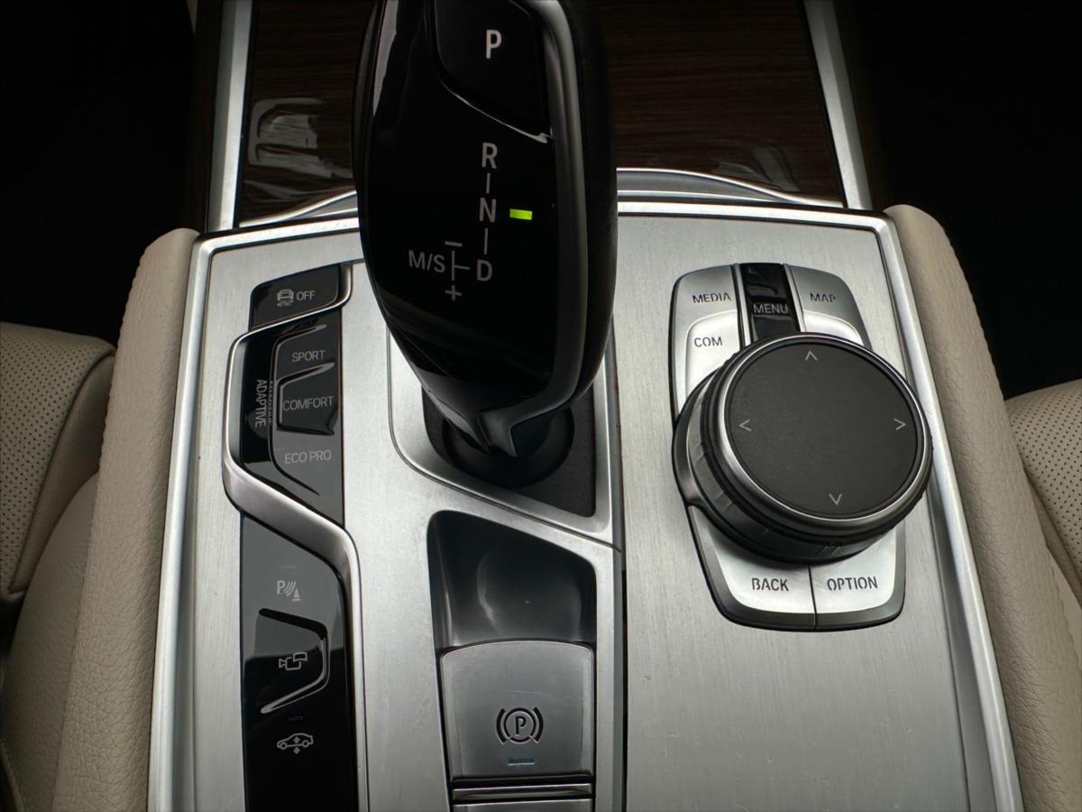 BMW Řada 7