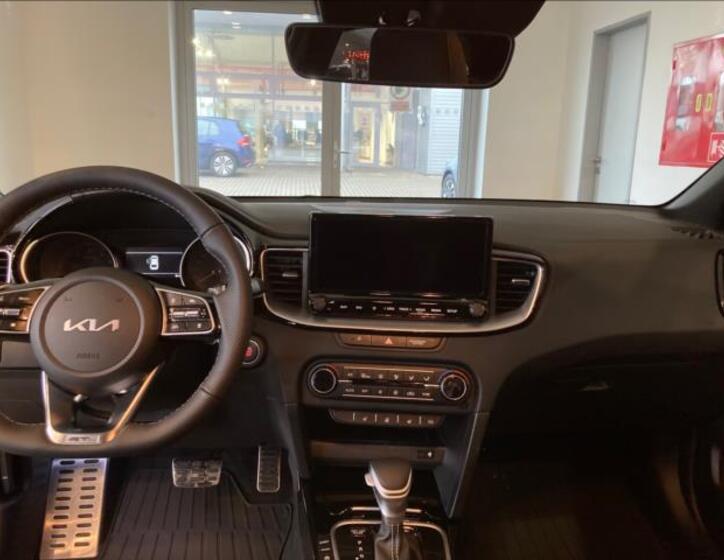 KIA ProCeed 5