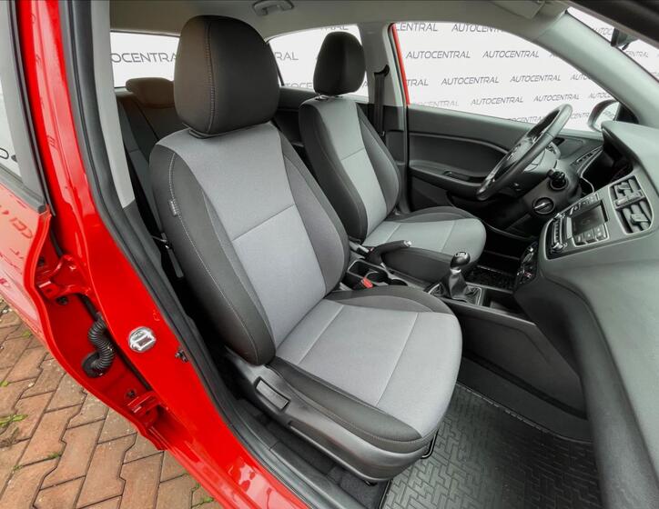 Hyundai i20 19