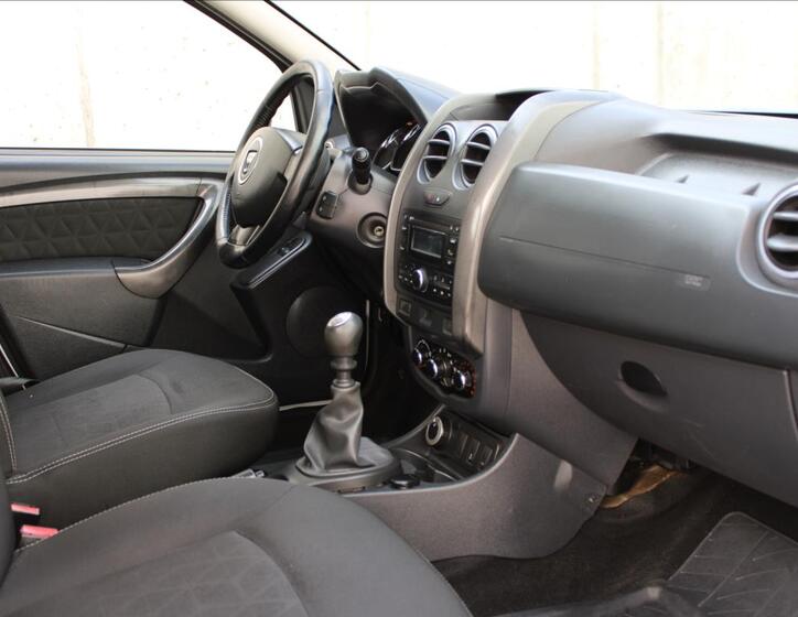 Dacia Duster 30