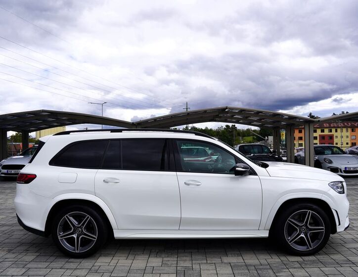 Mercedes-Benz GLS 7