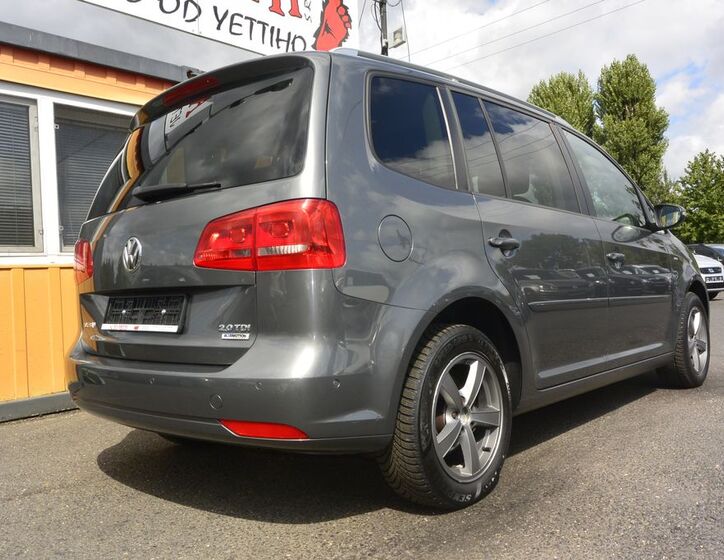 Volkswagen Touran 51