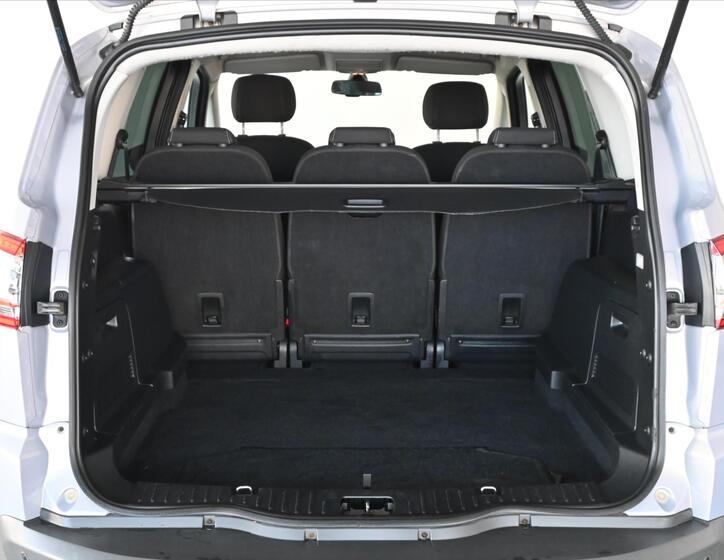 Ford S-MAX 6