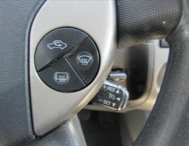 Toyota Prius 22