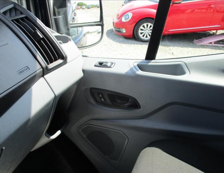 Ford Transit 21
