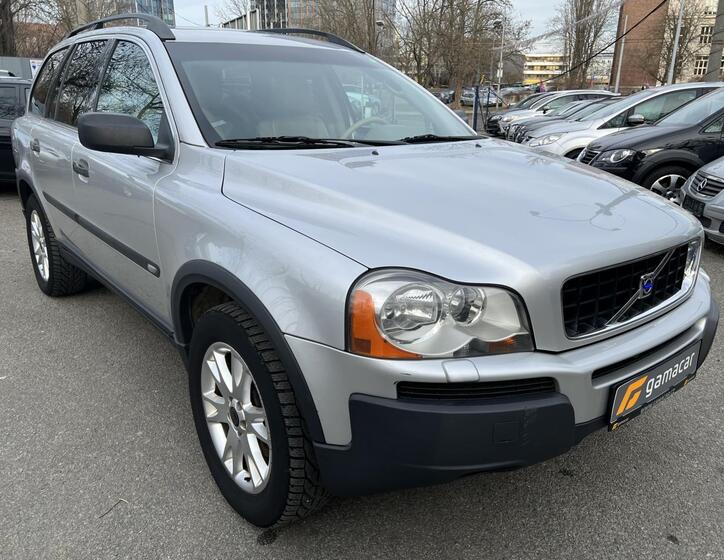 Volvo XC90 27