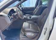 Porsche Cayenne 9